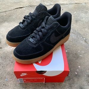 🔥🚨AF1 Low Black Gum 🚨🔥